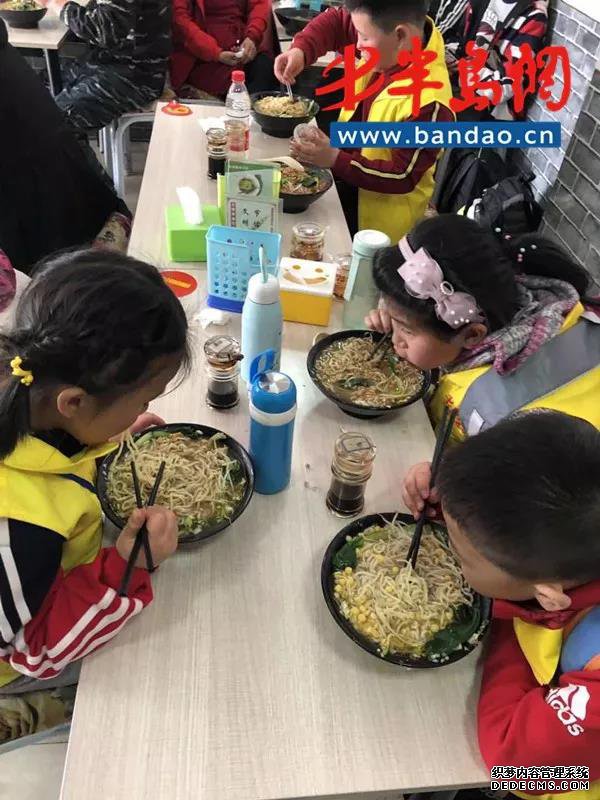 �뵺��С��������������У���ͻ�������Բ������