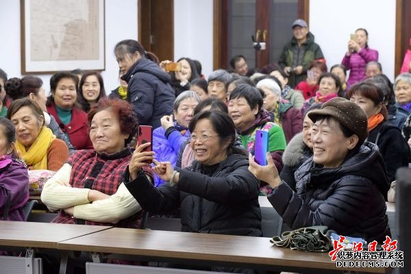 СƷ���������֣�����ȡů��ů������